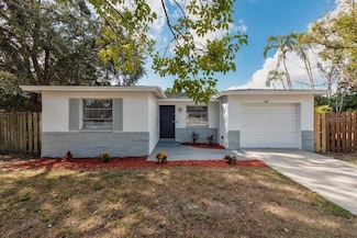 168 Southeast Blvd N, Saint Petersburg, FL 33703