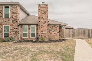 711 Peach Ct, Grapevine, TX 76051