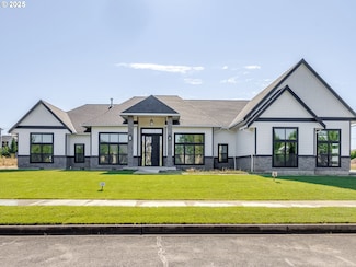 2110 NW Homer Ross Loop, McMinnville, OR 97128