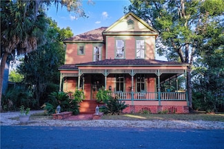 912 Carpenter St, Brunswick, GA 31520