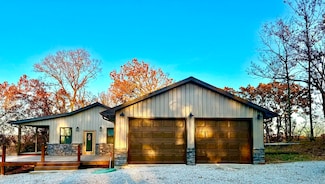 6101 SW 831, El Dorado Springs, MO 64744