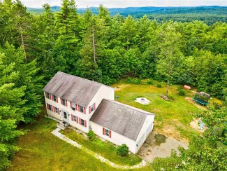 53 Oak Hill Rd, Northfield, NH 03276