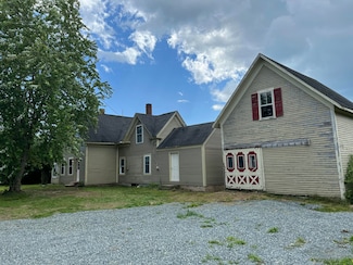 168 Guzzle Rd, Gouldsboro, ME 04607