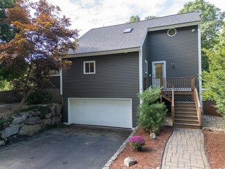 60 Stanley Brook Dr, Salem, NH 03079