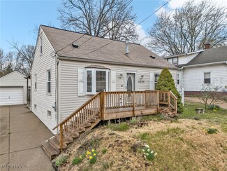 1221 Homedale Ave NW, Canton, OH 44708