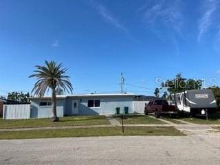 700 Floral Ln, Port Charlotte, FL 33952