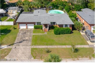 3218 Vinewood Ln, Jacksonville, FL 32277