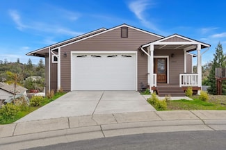 13042 Sweetbriar Ct, Auburn, CA 95603