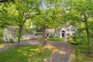 7N751 Sayer Rd, Bartlett, IL 60103