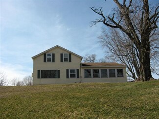 11831 Linden Dr, Marne, MI 49435
