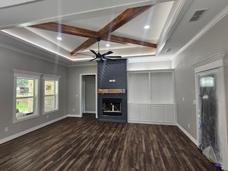 105 Johnston St, Arp, TX 75750