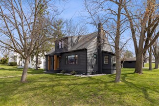 1002 Bowman Rd, Wisconsin Dells, WI 53965