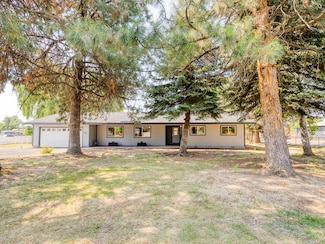 5419 Primrose Ln, Klamath Falls, OR 97601