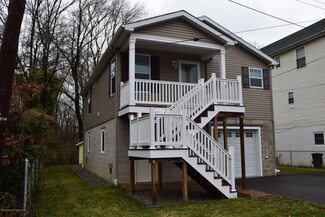 3 Briarcliff Place, Port Monmouth, NJ 07758