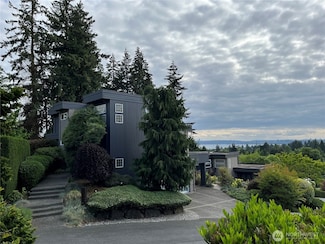 11121 NE 91st Ln, Kirkland, WA 98033