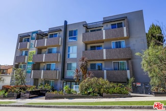 1411 Barry Ave Unit 302, Los Angeles, CA 90025