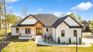 5603 Lexington Ave, Benton, AR 72019