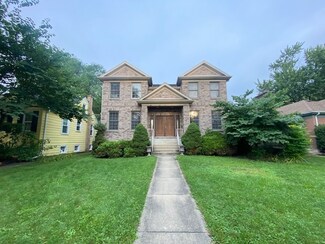 2410 Cowper Ave, Evanston, IL 60201