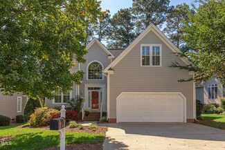 1015 Loch Lomond Dr, Clayton, NC 27520