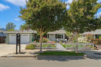 2417 Le Bain Dr, San Jose, CA 95130