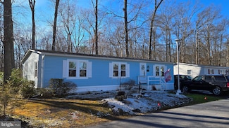 727 Dogwood Dr, Green Lane, PA 18054