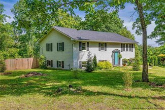 22 Highland Rd, Ulster Park, NY 12487