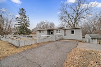2761 15th St NW, New Brighton, MN 55112