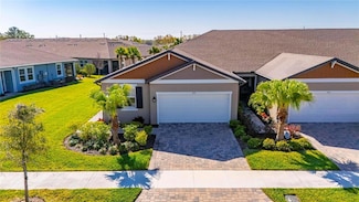 3753 Maxwell Park Dr, Sun City Center, FL 33573