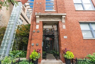 525 N Ada St Unit 30, Chicago, IL 60642