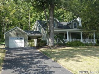 13 Highland Dr, Marcellus, NY 13108