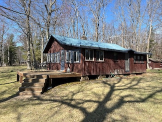36800 Raptor Dr, Sturgeon Lake, MN 55783