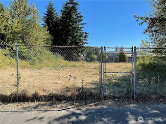 1726 Duvall Ave NE, Renton, WA 98059