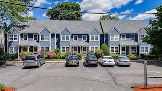 68 Dover St Unit 4, Lowell, MA 01851