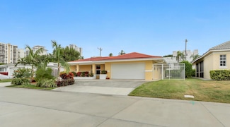 1221 Singer Dr, Riviera Beach, FL 33404