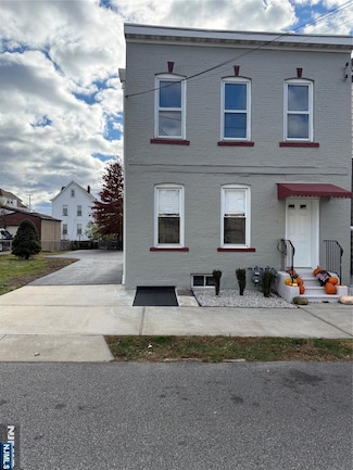 58 Market St, Garfield, NJ 07026