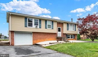 271 Walters Ave, Wernersville, PA 19565