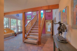24 Beaver Ln, Cedar Crest, NM 87008
