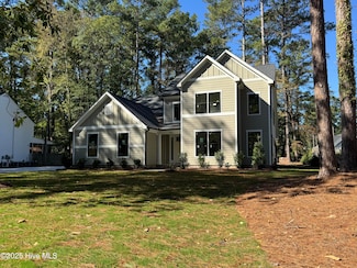 102 Marion Dr, Greenville, NC 27858