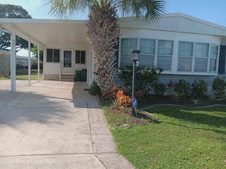 621 Hyacinth Cir, Sebastian, FL 32976