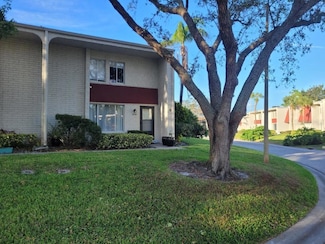 2938 Pine Cone Cir Unit 46, Clearwater, FL 33760