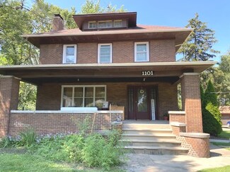 1101 Richards St, Joliet, IL 60433