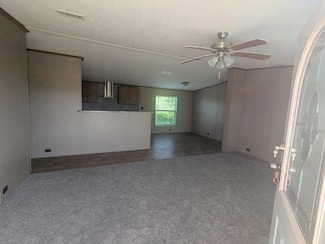 104 Grace Ln, Corsicana, TX 75110