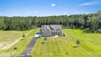 8383 Mount Eagle Rd, Ashland, VA 23005