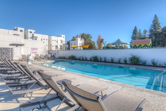 411 6th St, West Sacramento, CA 95605