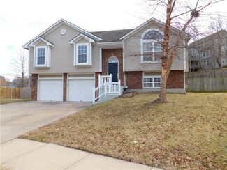 21113 E 50th Terrace Dr S, Blue Springs, MO 64015