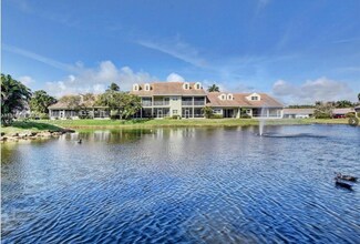 51 N Lakeshore Dr, Hypoluxo, FL 33462