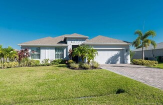 541 SW Fields Ave, Port Saint Lucie, FL 34953