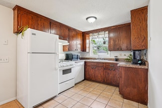 1524 Arlington Ave E, Saint Paul, MN 55106