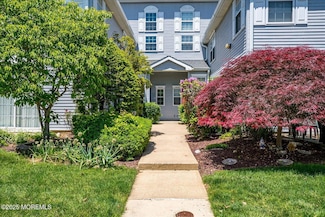 1031 Tarragon Ct, Morganville, NJ 07751