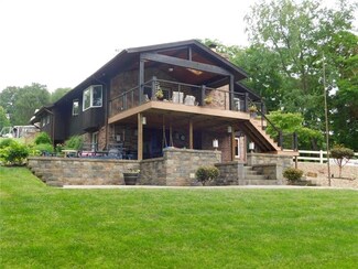 236 Hopper Rd, Transfer, PA 16154